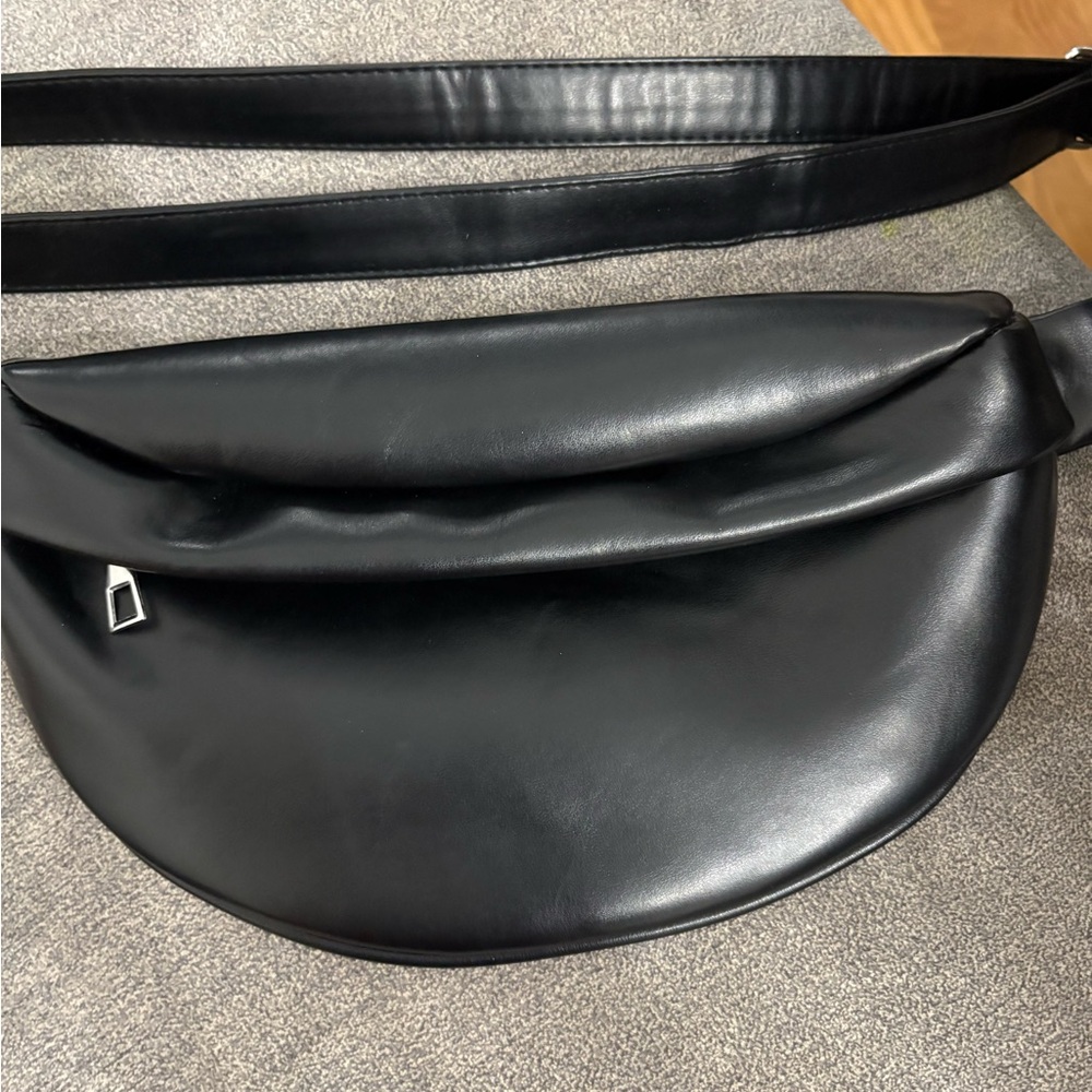Elegant Black  Faux Leather Women's Belt Bag